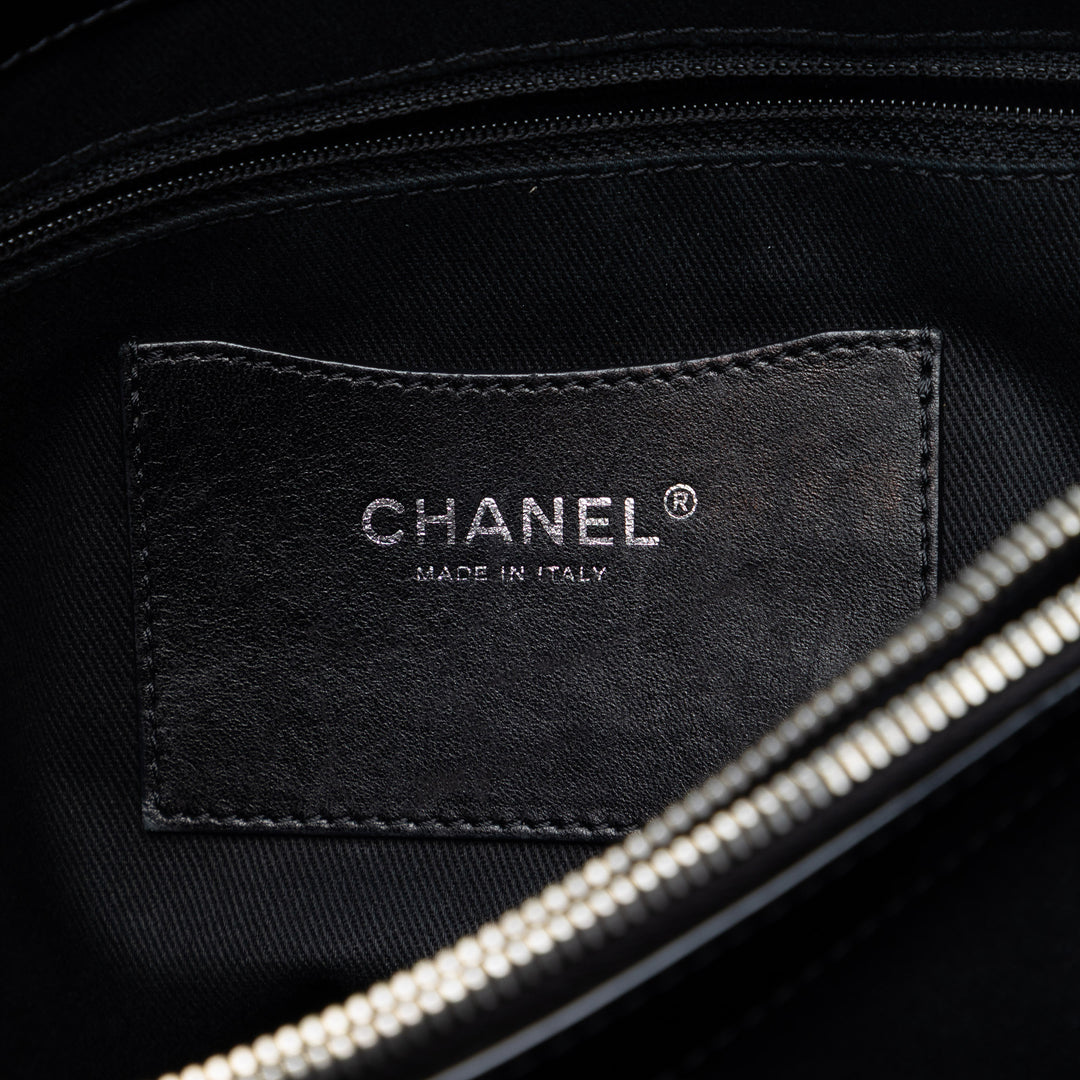 Chanel CC Matelassé Cuir verni North South Cabas