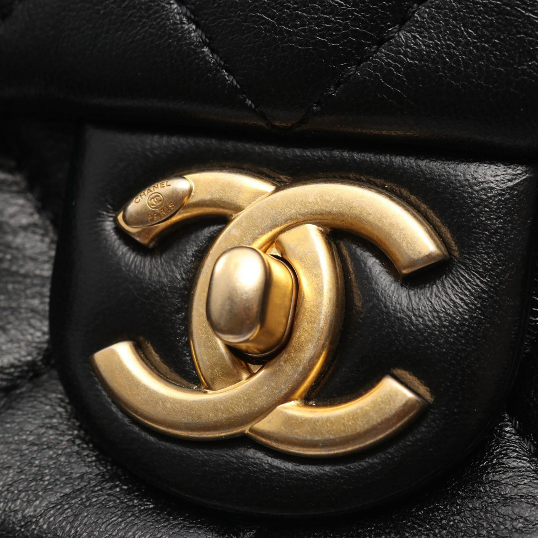 Chanel CC Matelassé Cuir d’agneau Contrast Stitch Simple rabat