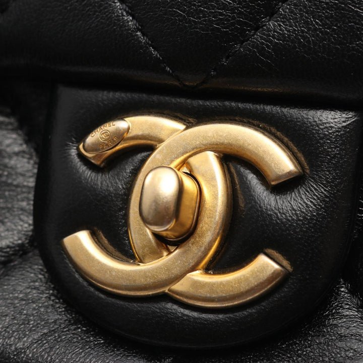 Chanel CC Matelassé Cuir d’agneau Contrast Stitch Simple rabat