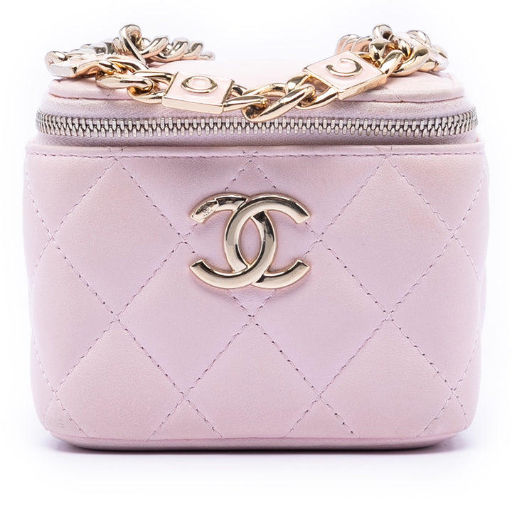 Chanel Mini CC Matelassé Cuir d’agneau Émail Coco Vanity avec chaîne