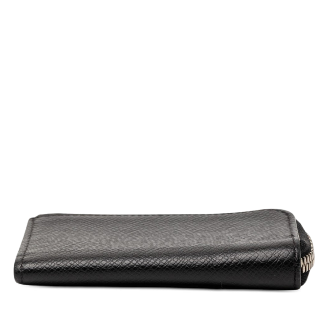 Louis Vuitton Taiga Porte Monnaie Jour