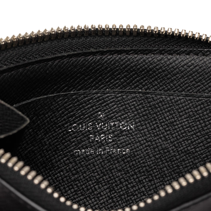 Louis Vuitton Taiga Porte Monnaie Jour