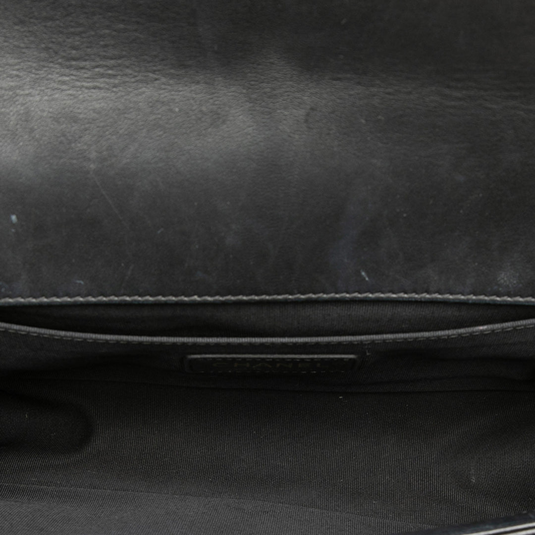 Chanel Medium Matelassé Cuir d’agneau Boy à rabat