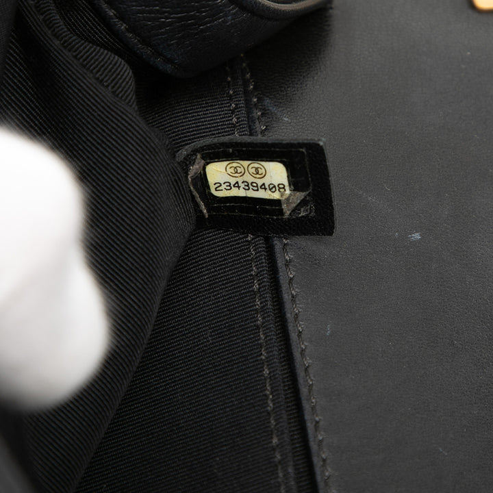 Chanel Medium Matelassé Cuir d’agneau Boy à rabat