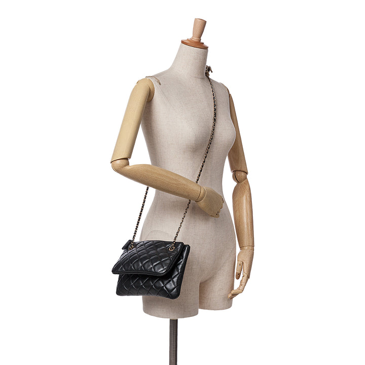 Quilted Lambskin Double Case with Chain Black - Gaby Paris