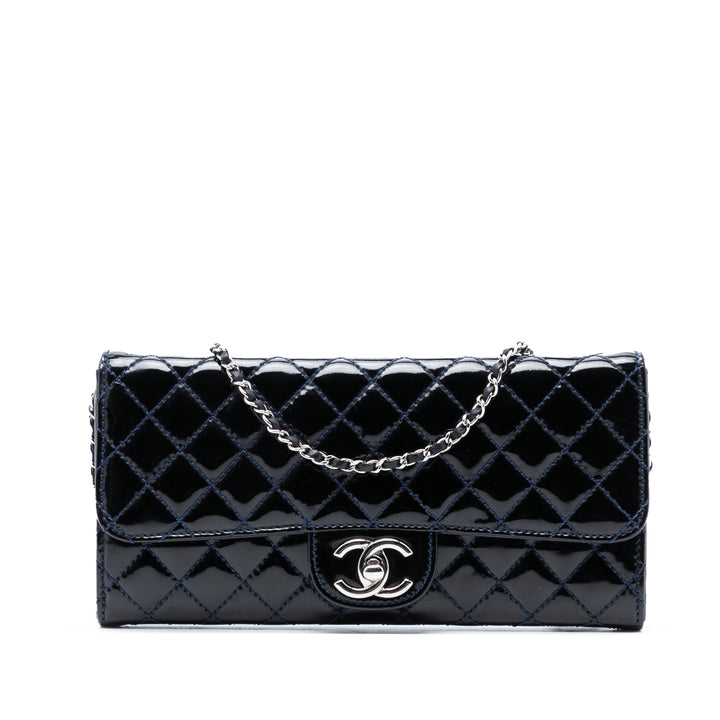 Chanel CC Matelassé Cuir verni East West Wallet on Chain