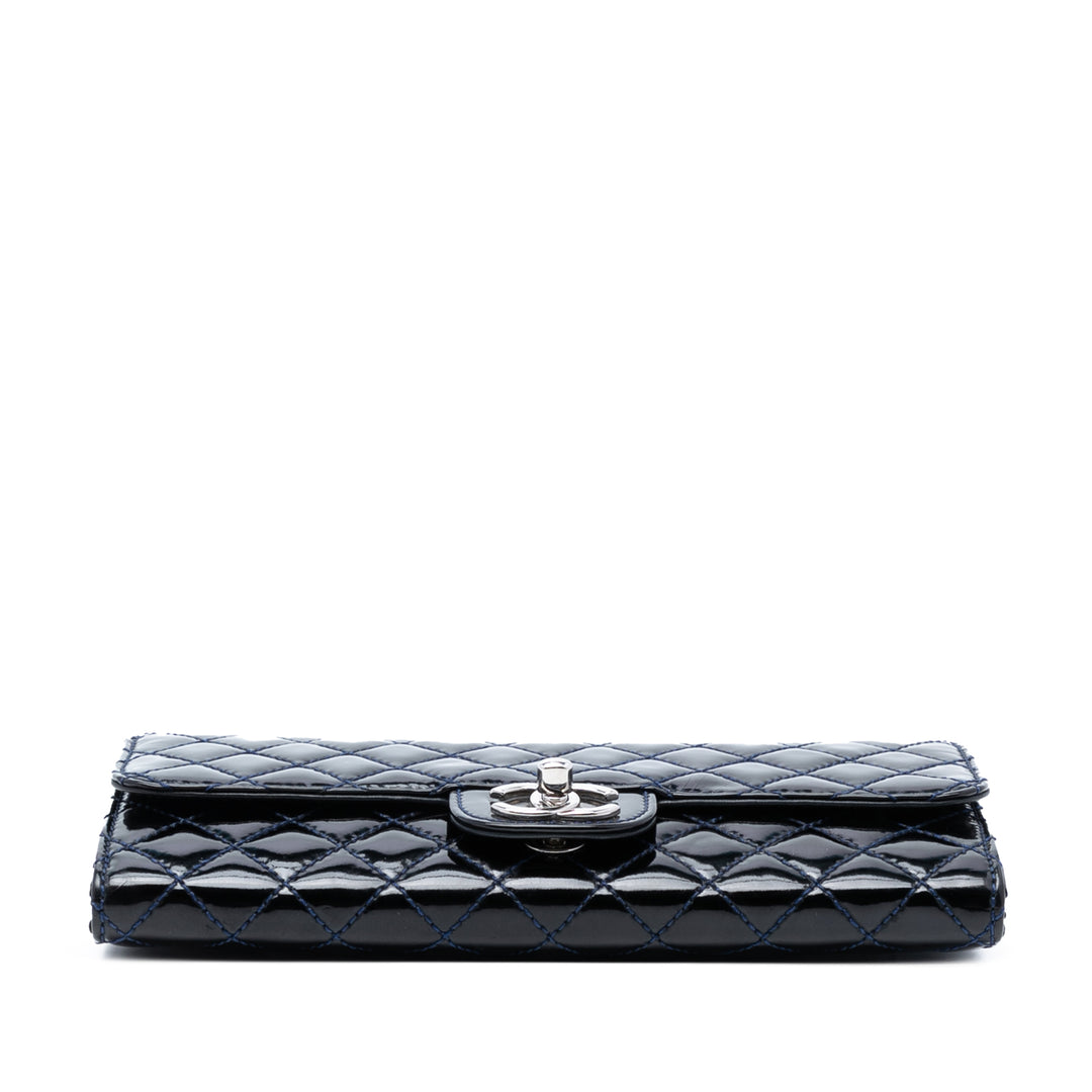 Chanel CC Matelassé Cuir verni East West Wallet on Chain