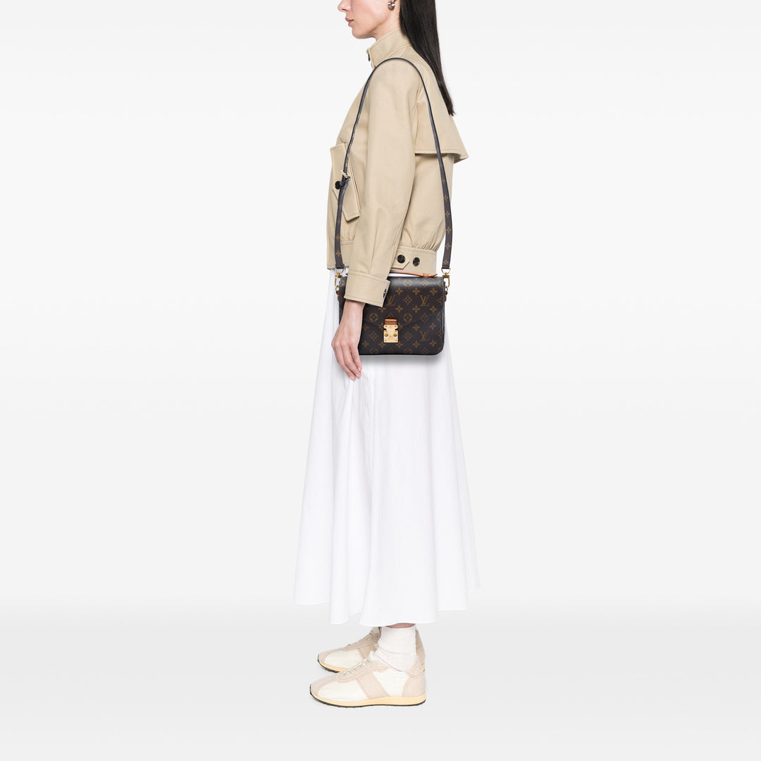 Louis Vuitton Monogram Pochette Metis