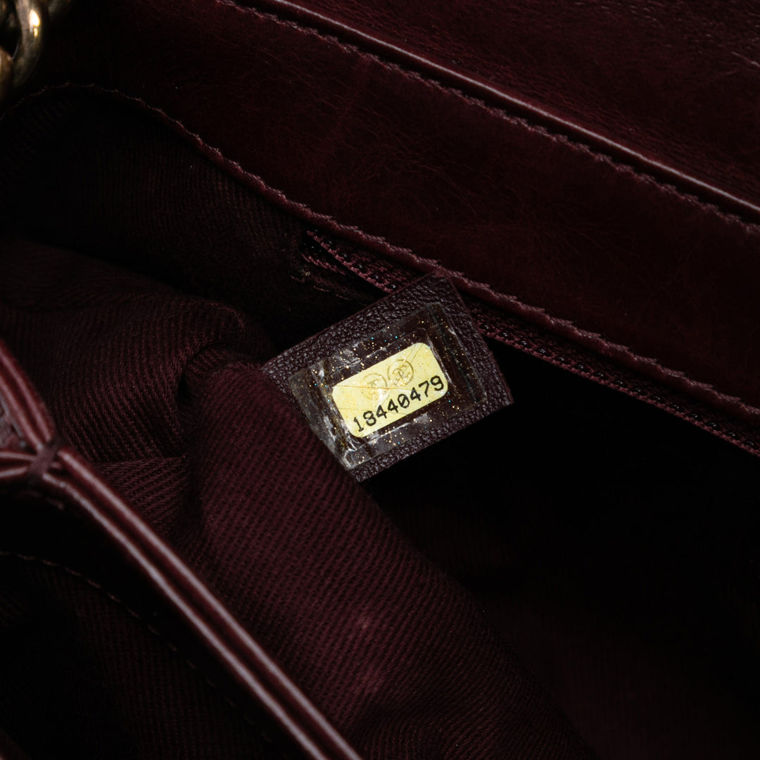 Chanel Large Matelassé Cuir de veau Perfect Edge à rabat – GABY PARIS Authentique