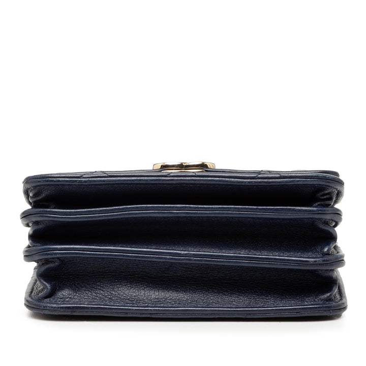 Chanel Mini Cuir d’agneau Paris Le19M Charming anse supérieure à rabat