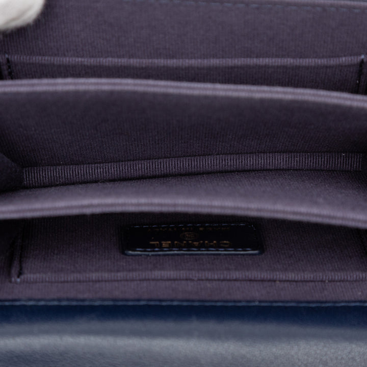 Chanel Mini Cuir d’agneau Paris Le19M Charming anse supérieure à rabat