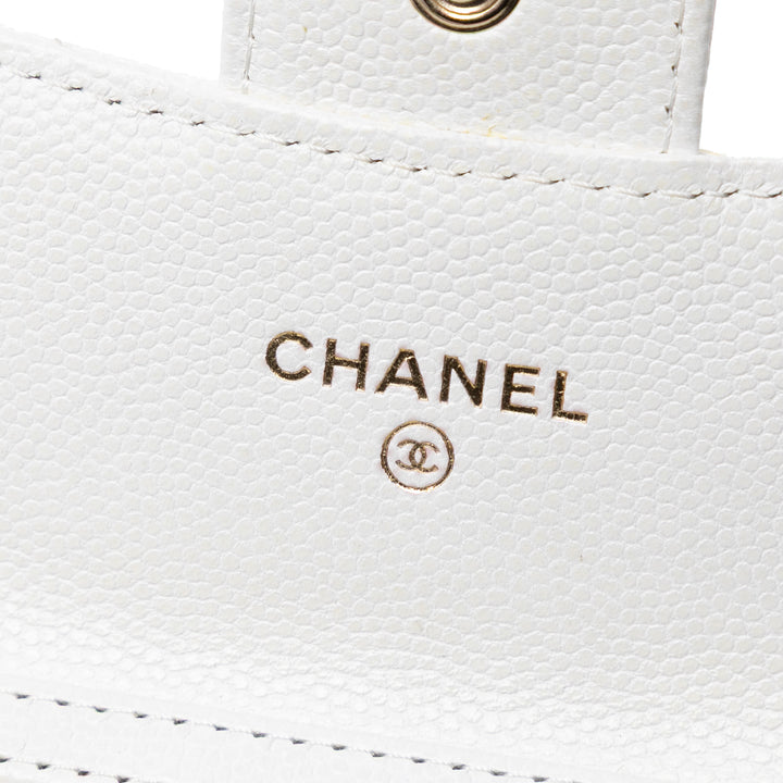 Chanel CC Matelassé Caviar à rabat Card Holder avec chaîne