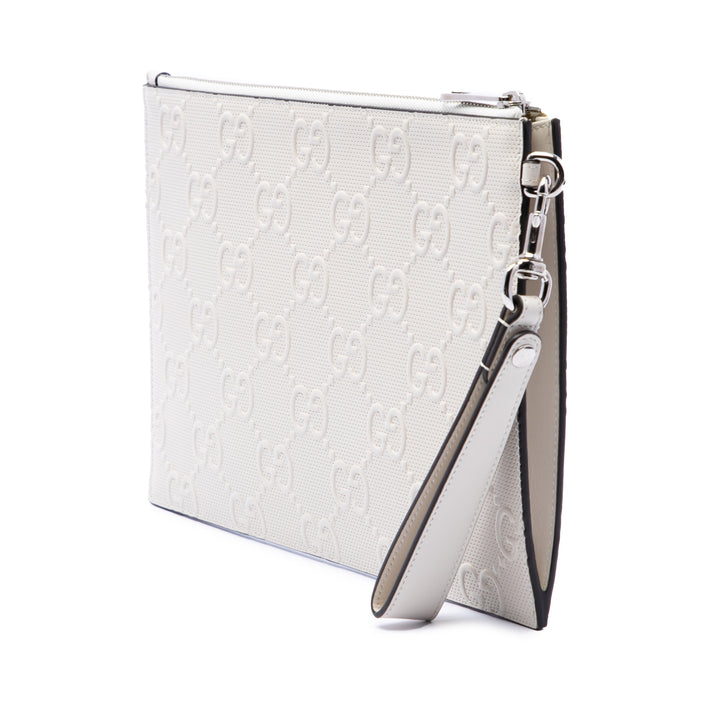 Gucci GG embossé perforé Wristlet Pochette Cuir de veau