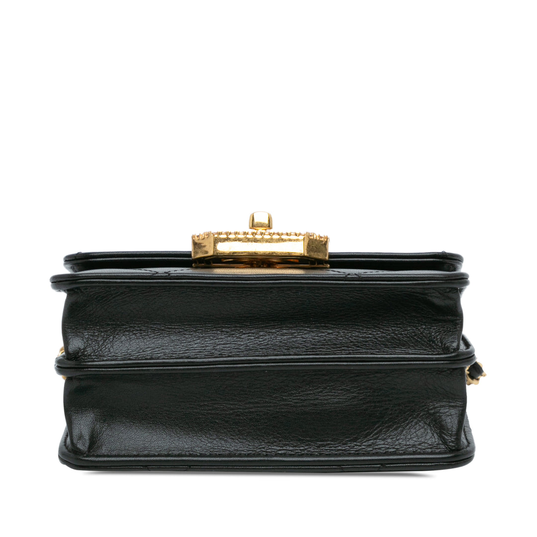 Chanel Matelassé Cuir de veau Strass Card Holder On Chain