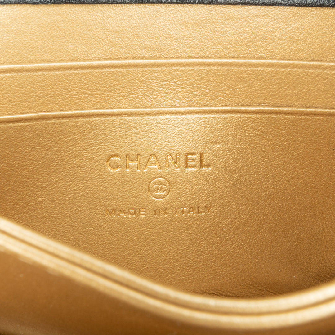 Chanel Matelassé Cuir de veau Strass Card Holder On Chain