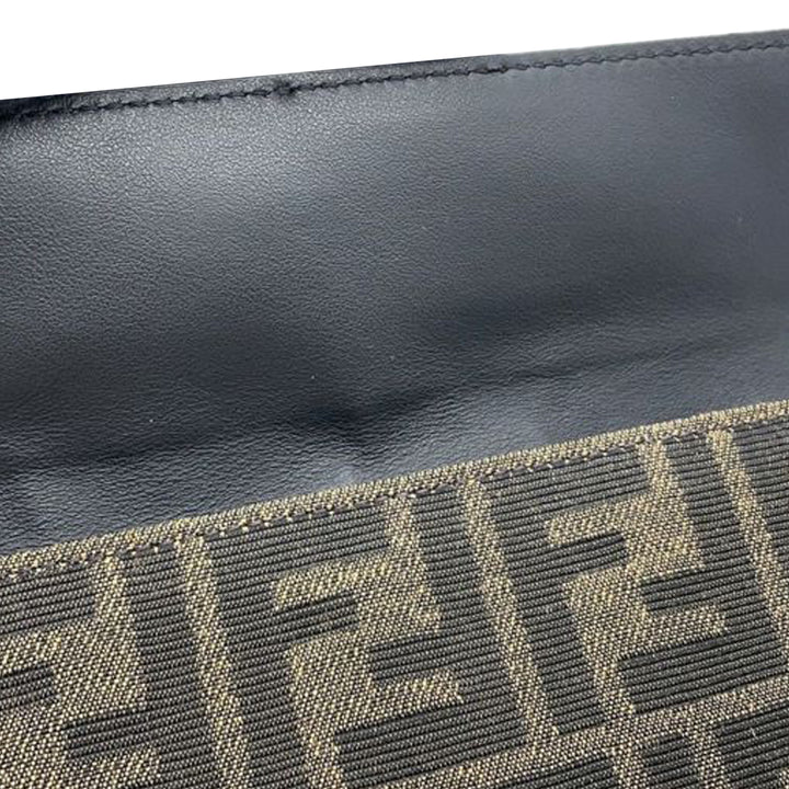 Fendi Zucca Toile Convertible Baguette Pochette – GABY PARIS Authentique