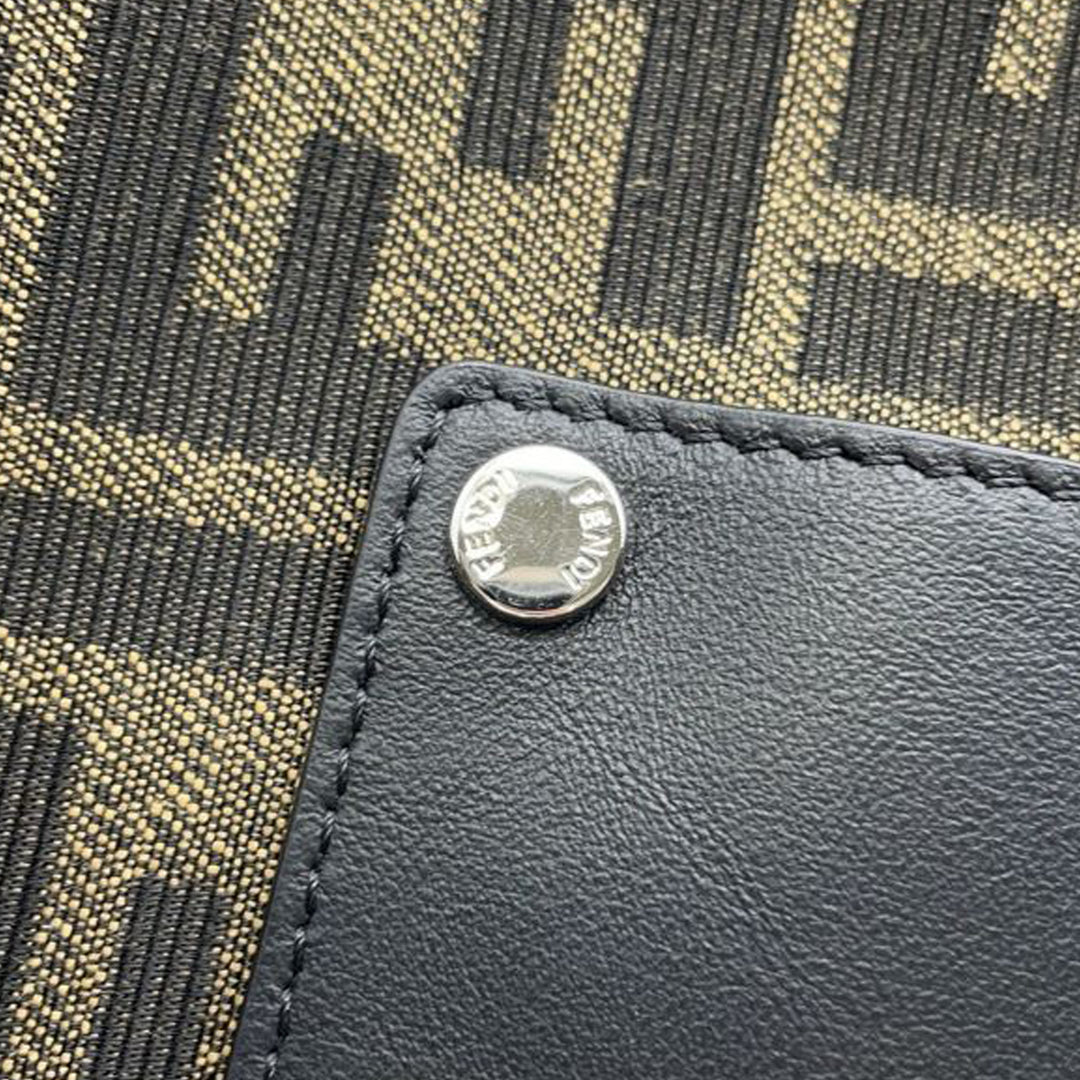 Fendi Zucca Toile Convertible Baguette Pochette – GABY PARIS Authentique