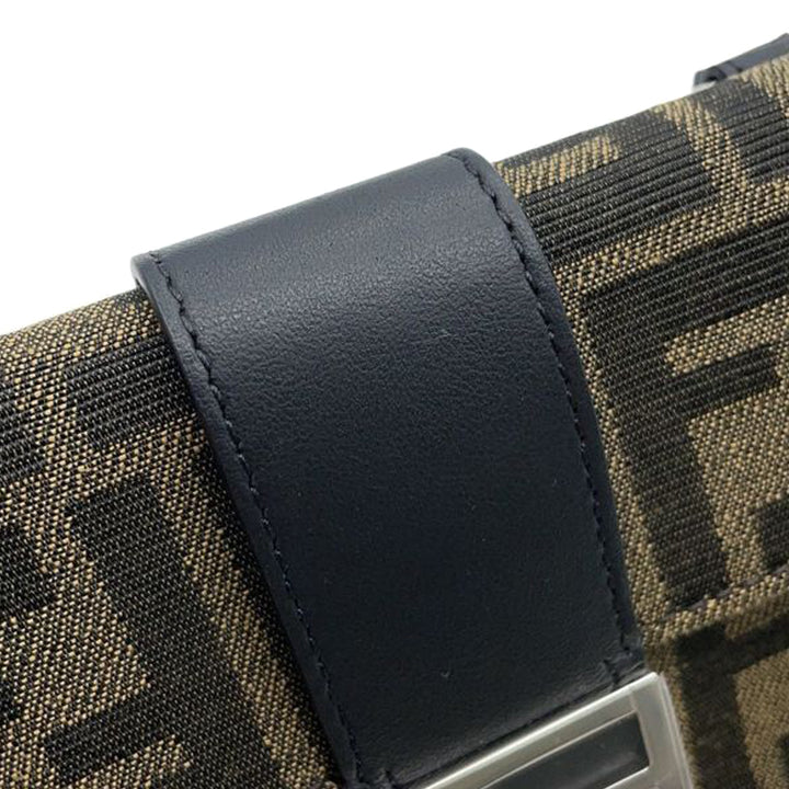 Fendi Zucca Toile Convertible Baguette Pochette – GABY PARIS Authentique