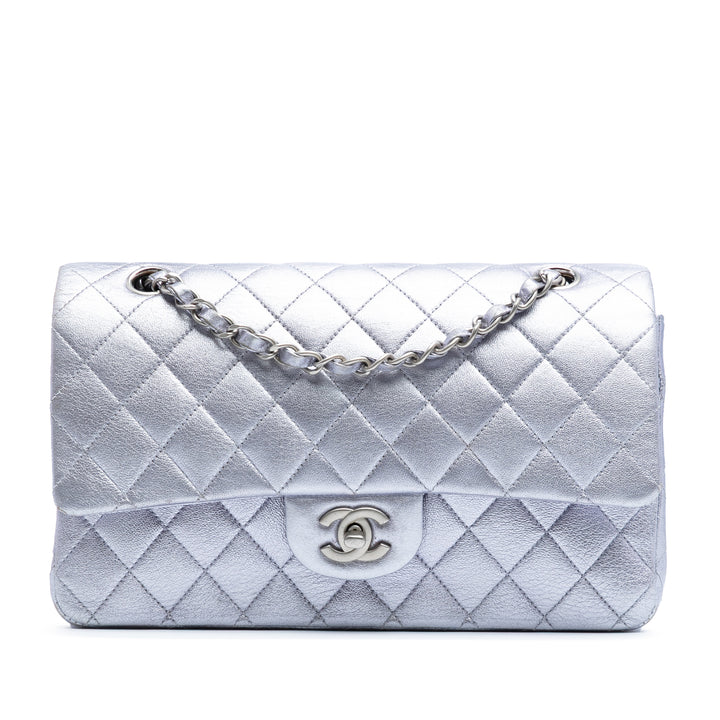 Chanel Medium Classic Métallisé Cuir de veau Double rabat Argenté