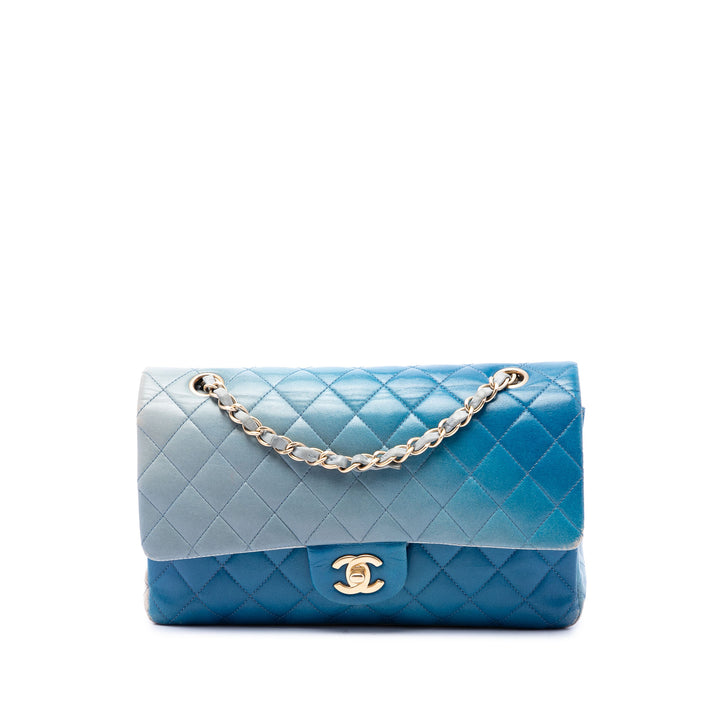 Chanel Sac porté épaule Classic Ombre Double rabat Moyen Cuir d'agneau Bleu – vue principale – GABY PARIS