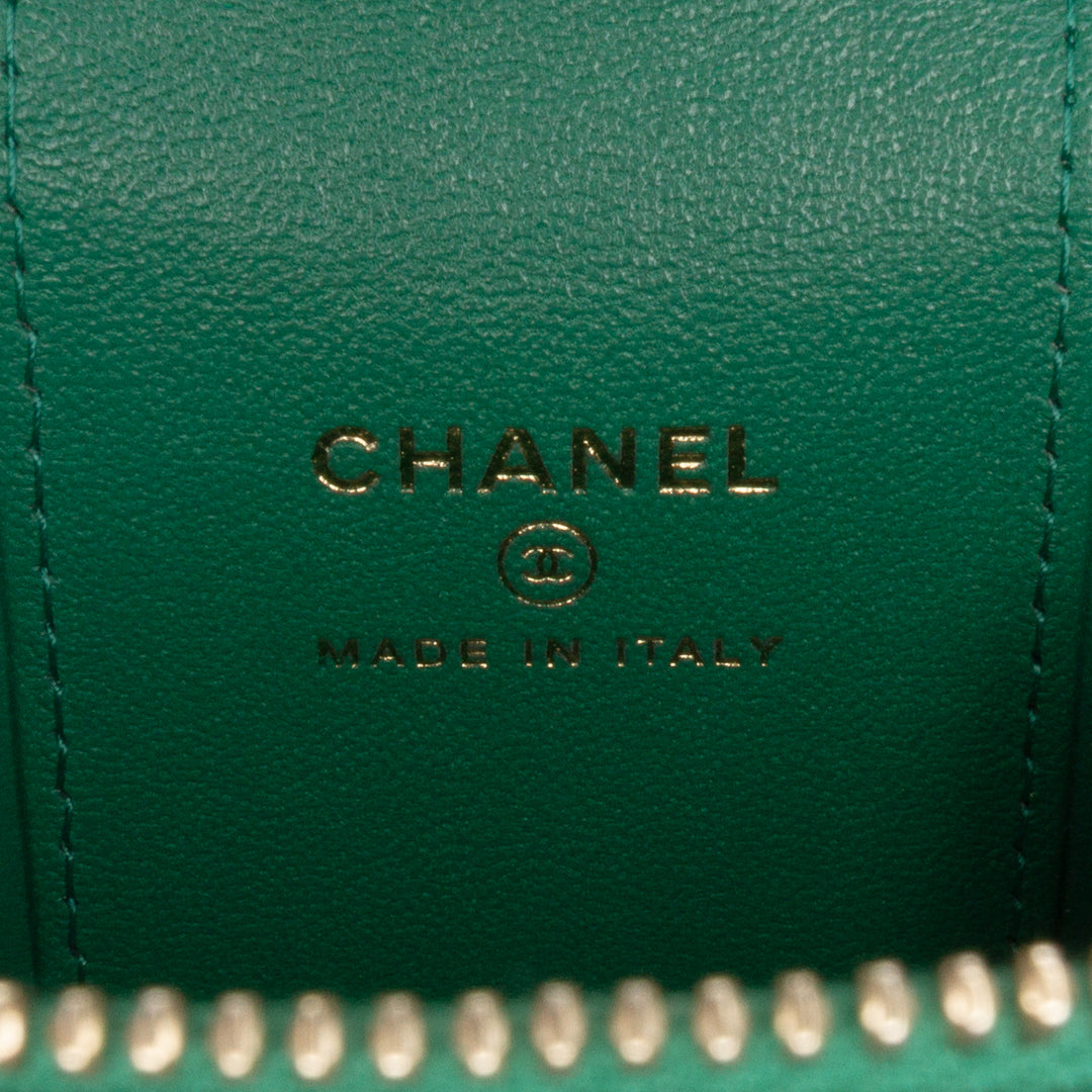 Chanel CC Matelassé Vanity avec chaîne Mini Cuir d'agneau Vert