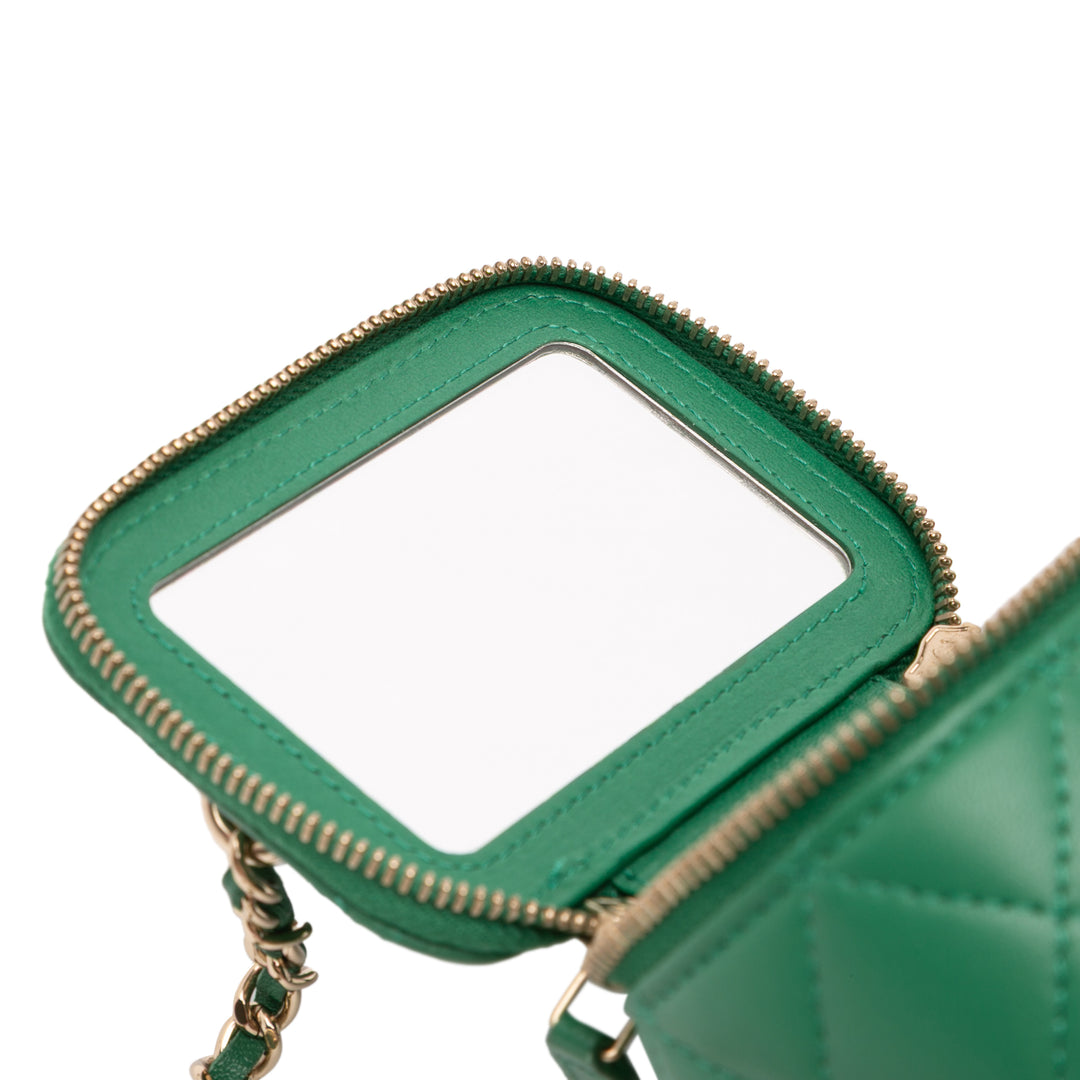 Chanel CC Matelassé Vanity avec chaîne Mini Cuir d'agneau Vert