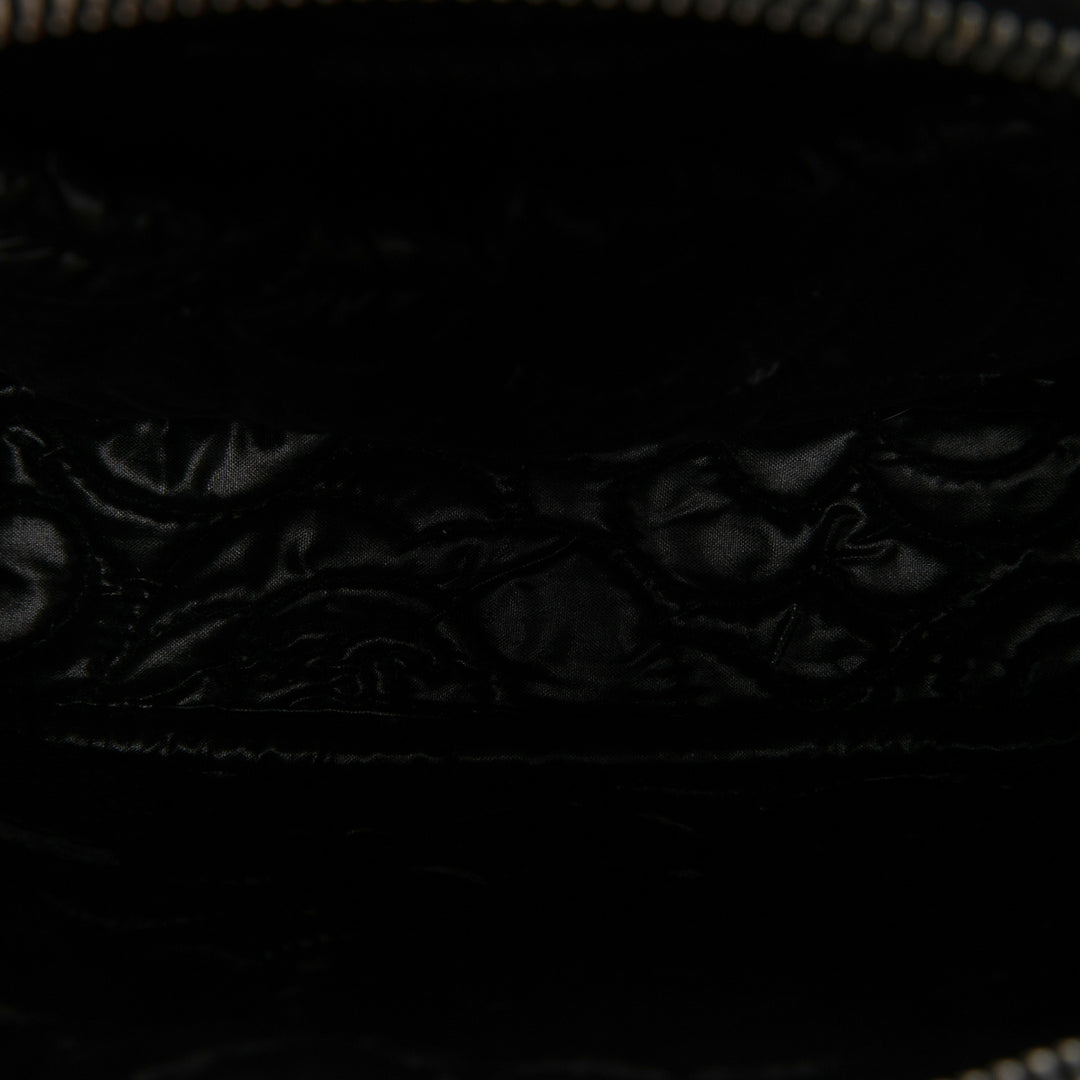Chanel CC Matelassé Camellia Pochette Cuir caviar Noir – vue 4 – GABY PARIS
