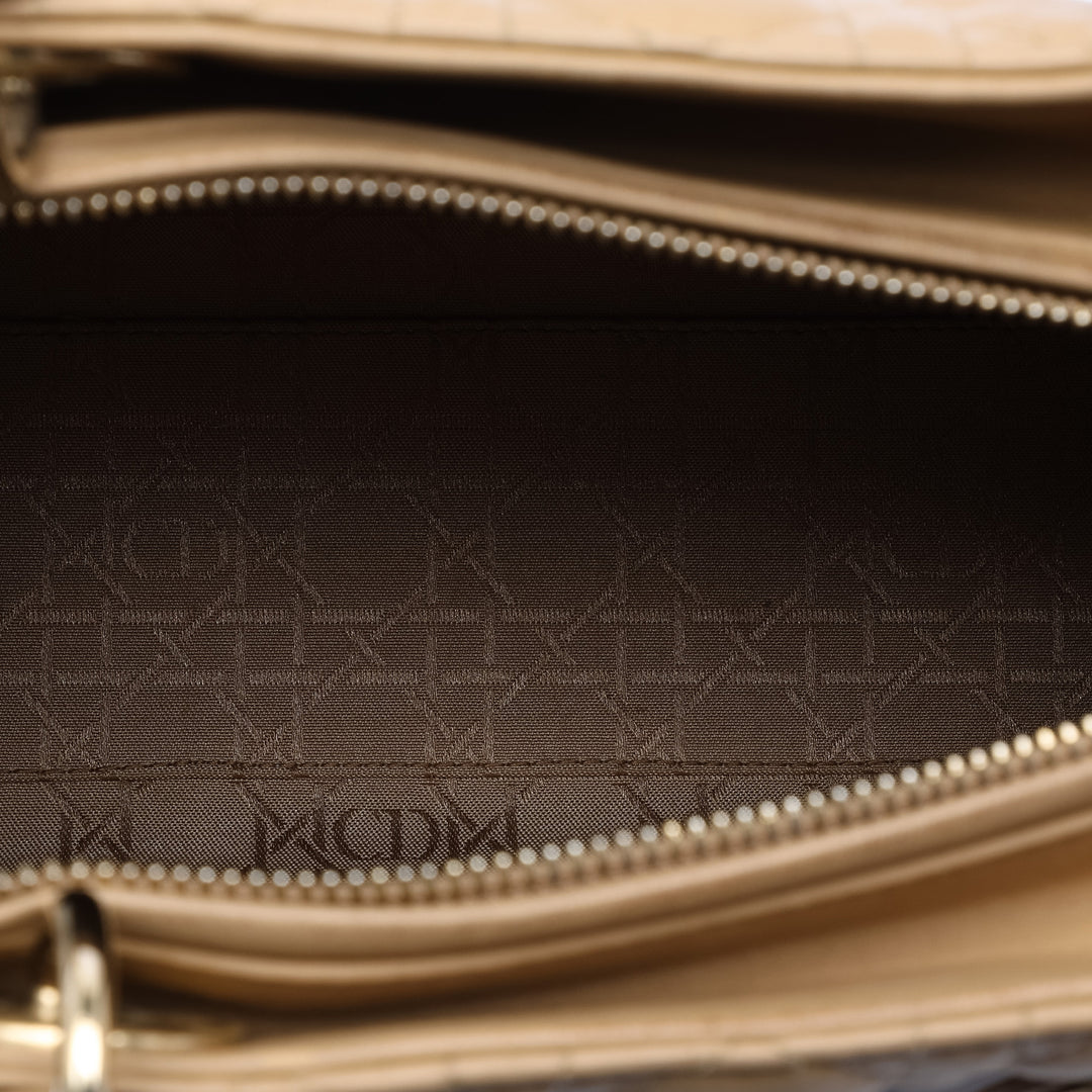 Dior Large Cuir d’agneau Cannage Lady Dior