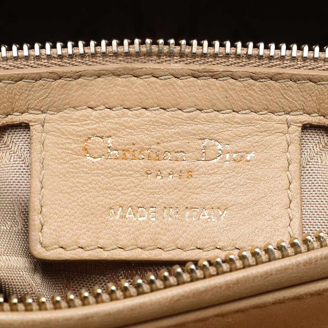 Dior Large Cuir d’agneau Cannage Lady Dior