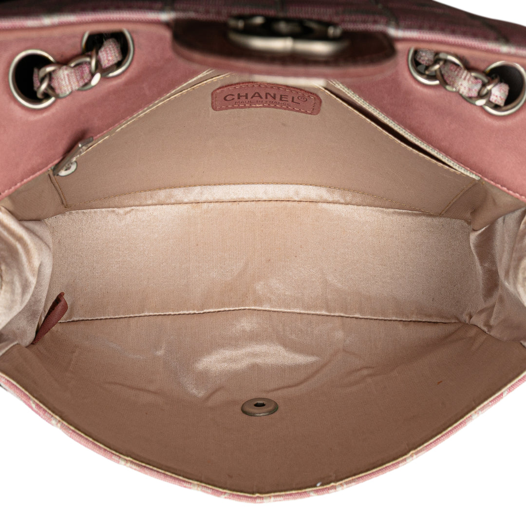 Chanel Medium New Travel Line Nylon Simple rabat Rose