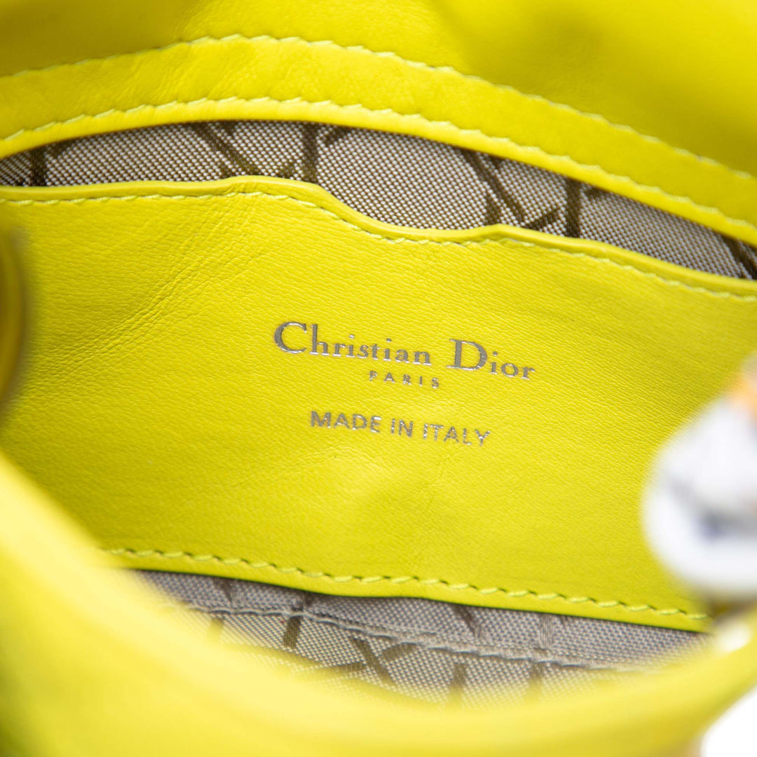 Dior Lady Dior Cannage Micro Cuir d'agneau Jaune – vue 5 – GABY PARIS