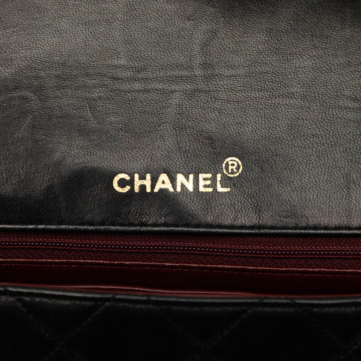 Chanel Diana à rabat Moyen Cuir d'agneau Noir