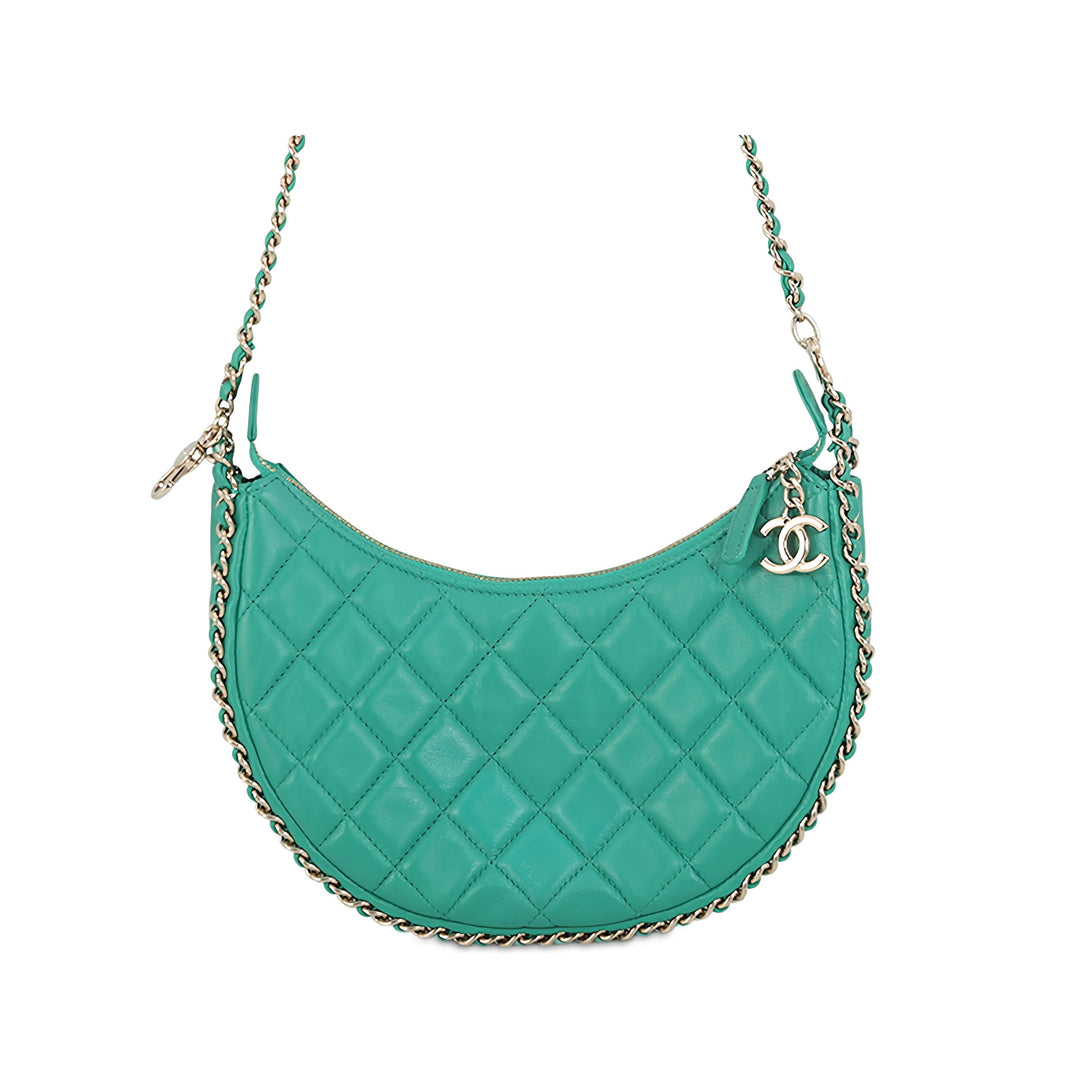 Chanel Matelassé Sac rond à chaîne Hook Hobo Sac Petit Cuir d'agneau Vert – vue principale – GABY PARIS