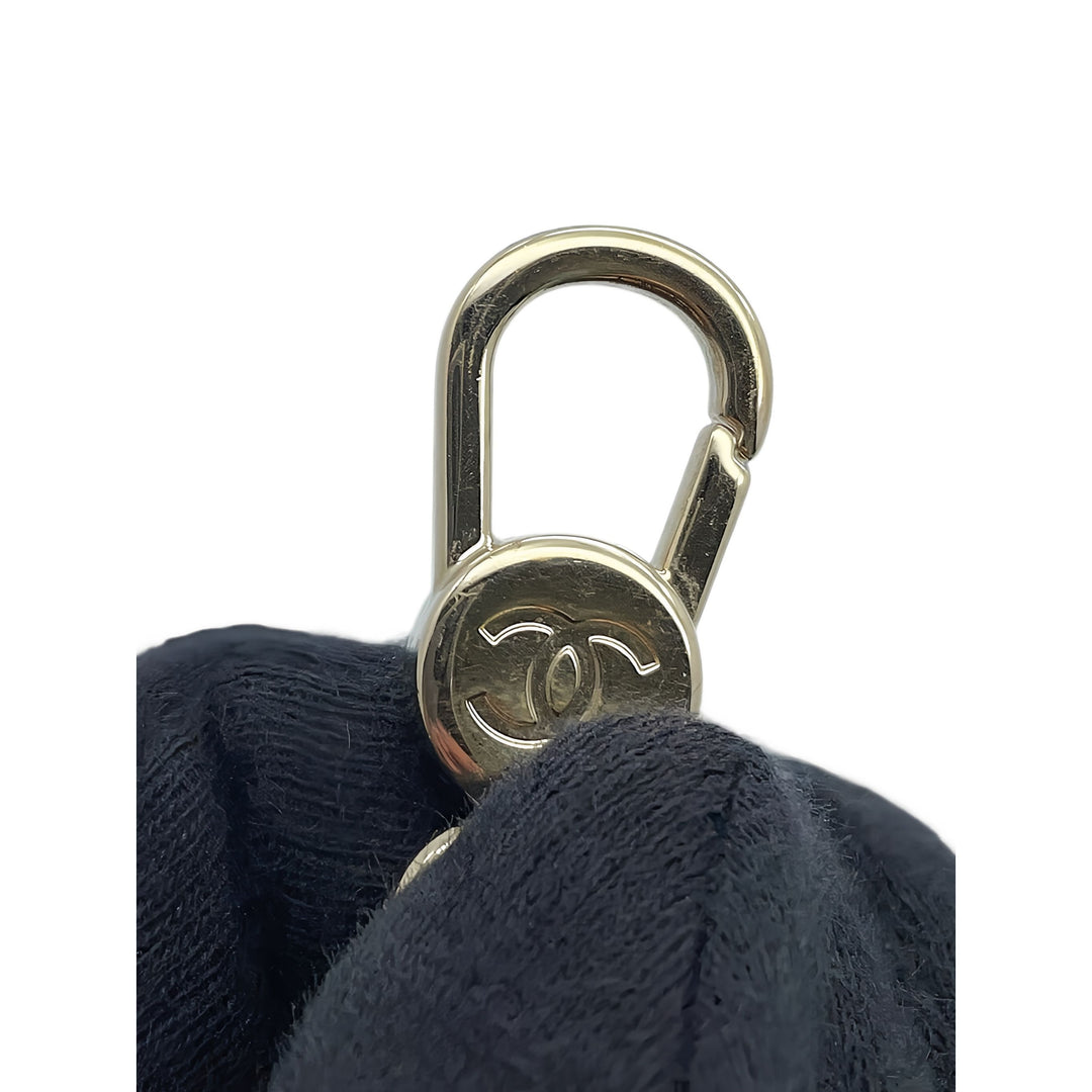 Chanel Matelassé Sac rond à chaîne Hook Hobo Sac Petit Cuir d'agneau Vert – vue 9 – GABY PARIS