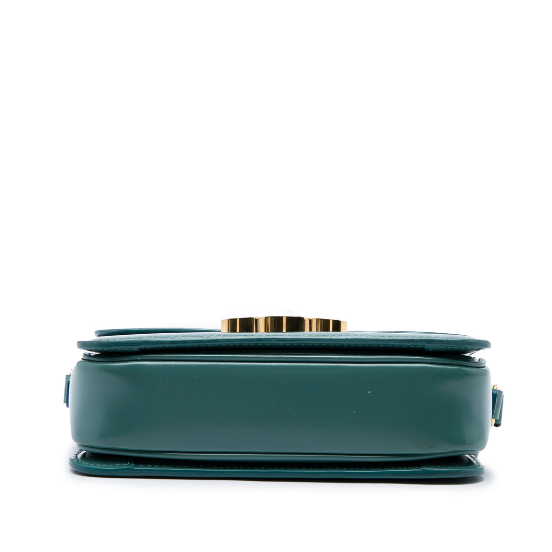 Celine Sac bandoulière brillant Triomphe Teen Cuir de veau Bleu – vue 3 – GABY PARIS