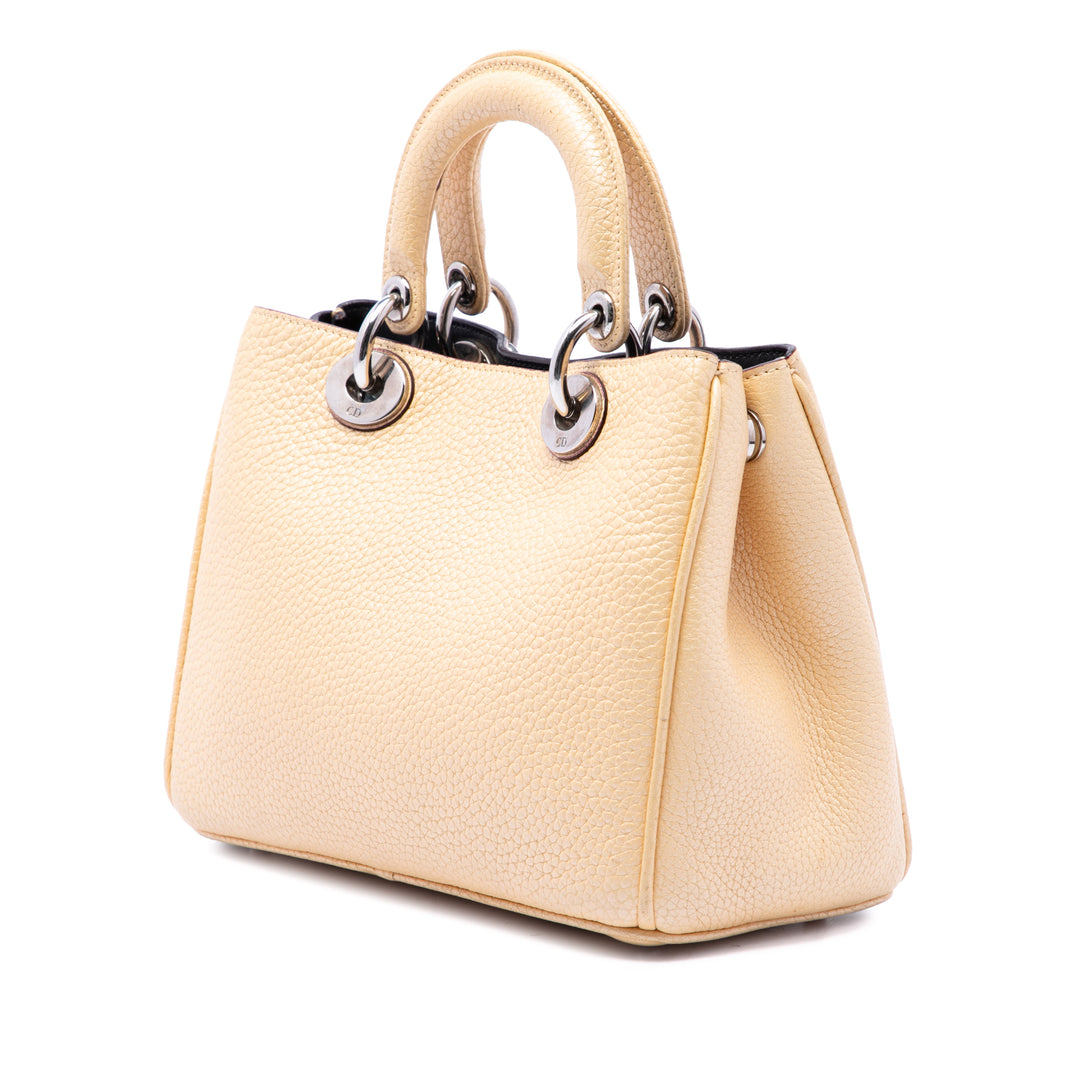 Dior Sac à main Métallisé Diorissimo Mini Jaune – vue 2 – GABY PARIS