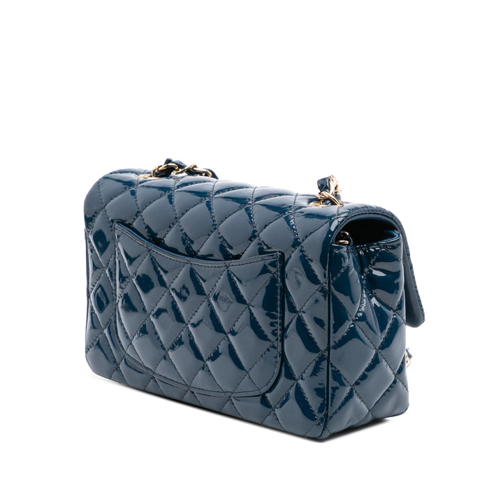 Chanel Mini Rectangular Classic Cuir verni Simple rabat Bleu