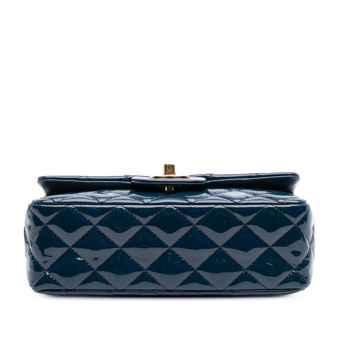 Chanel Mini Rectangular Classic Cuir verni Simple rabat Bleu