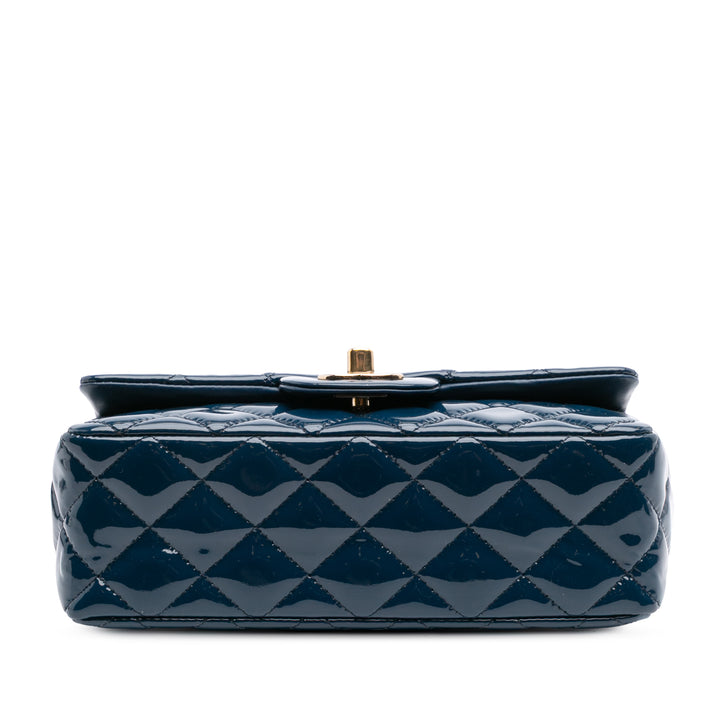 Chanel Mini Rectangular Classic Cuir verni Simple rabat Bleu