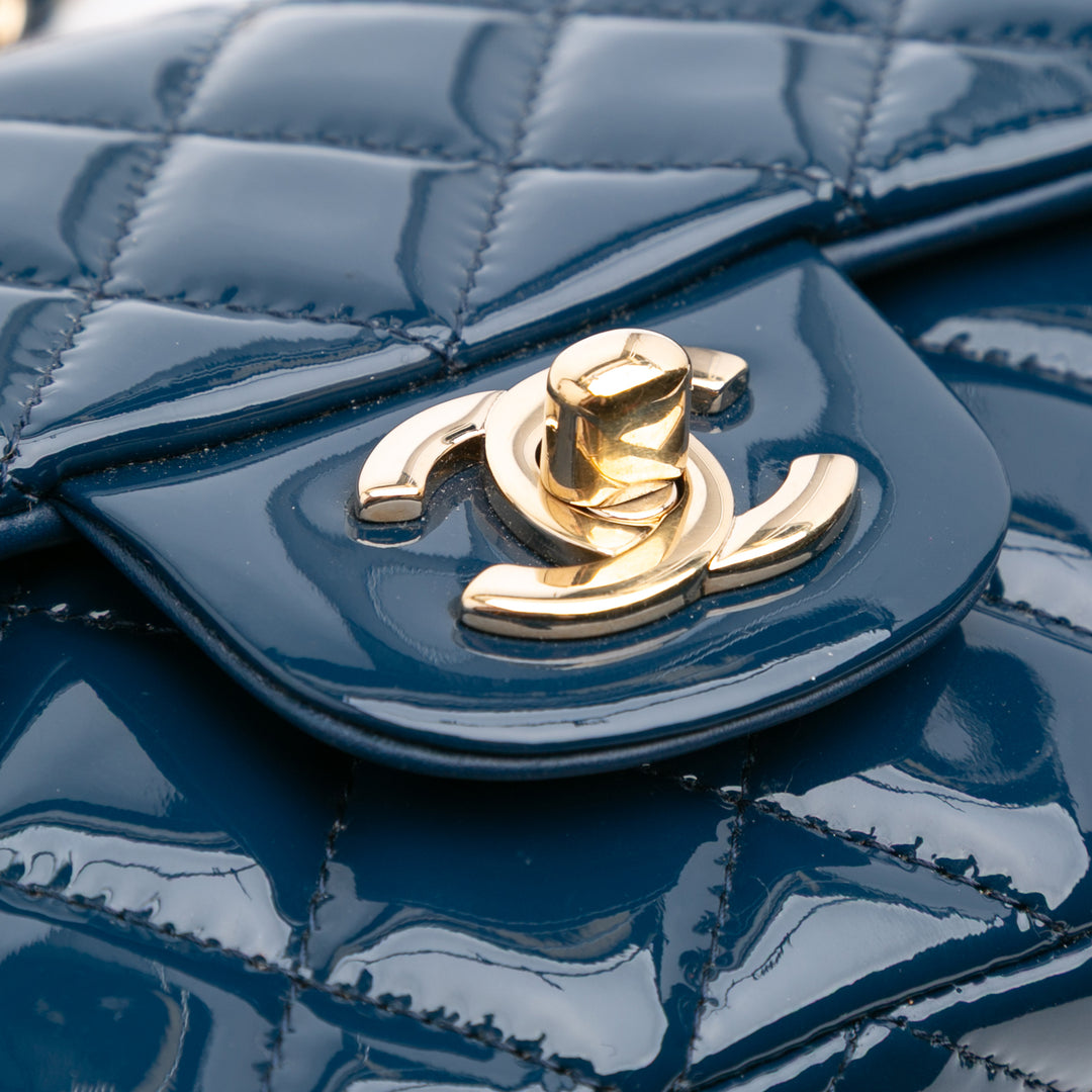 Chanel Mini Rectangular Classic Cuir verni Simple rabat Bleu