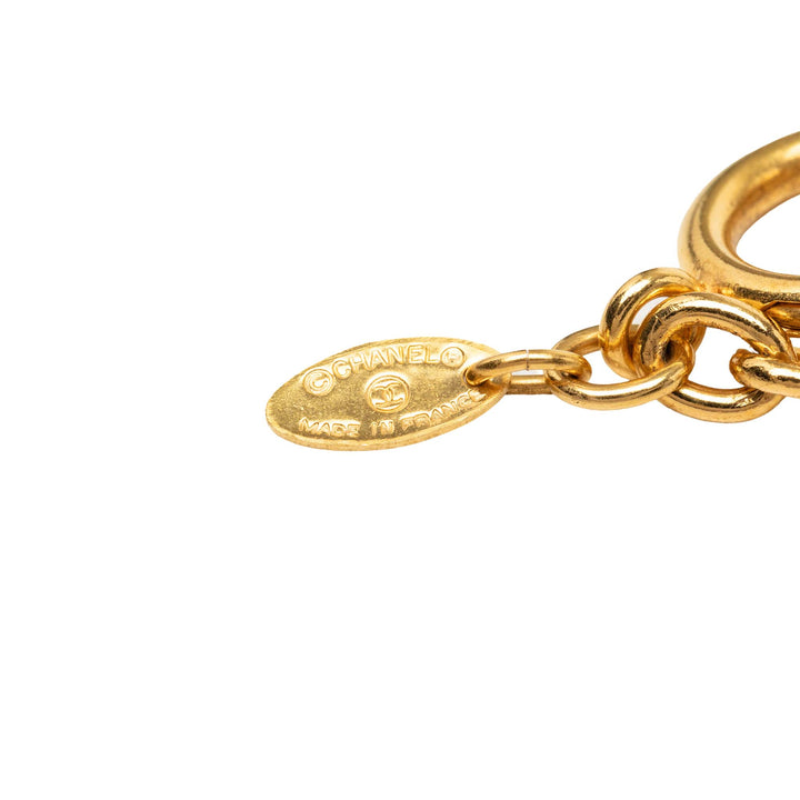 Chanel CC plaqué Matelassé Pendant Collier Doré – vue 5 – GABY PARIS