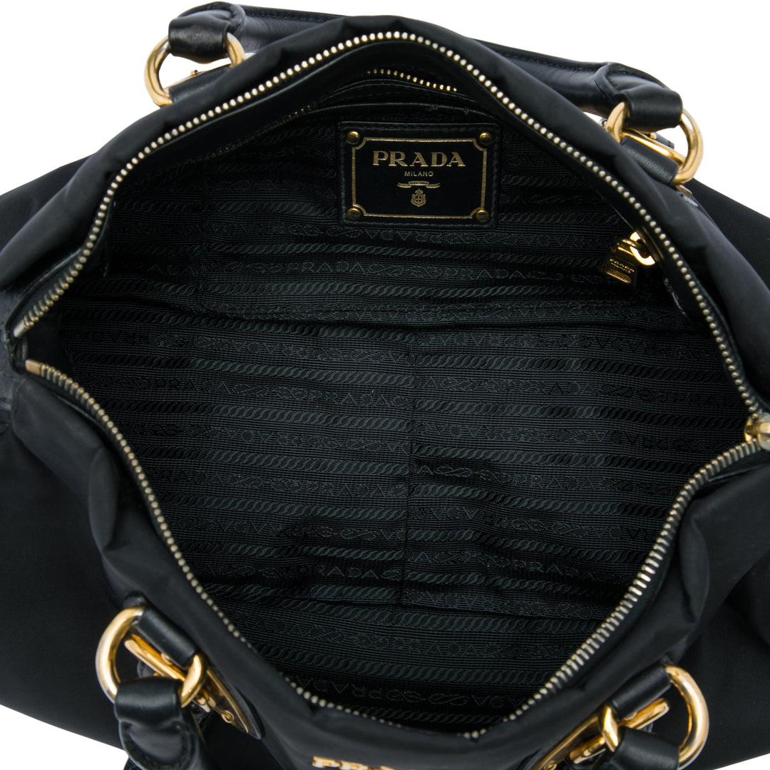 Prada Sac à main Souple Veau à finitions Tessuto Noir – vue 4 – GABY PARIS