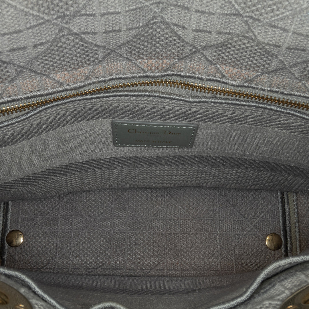 Dior Medium brodé Toile Cannage Lady D Lite