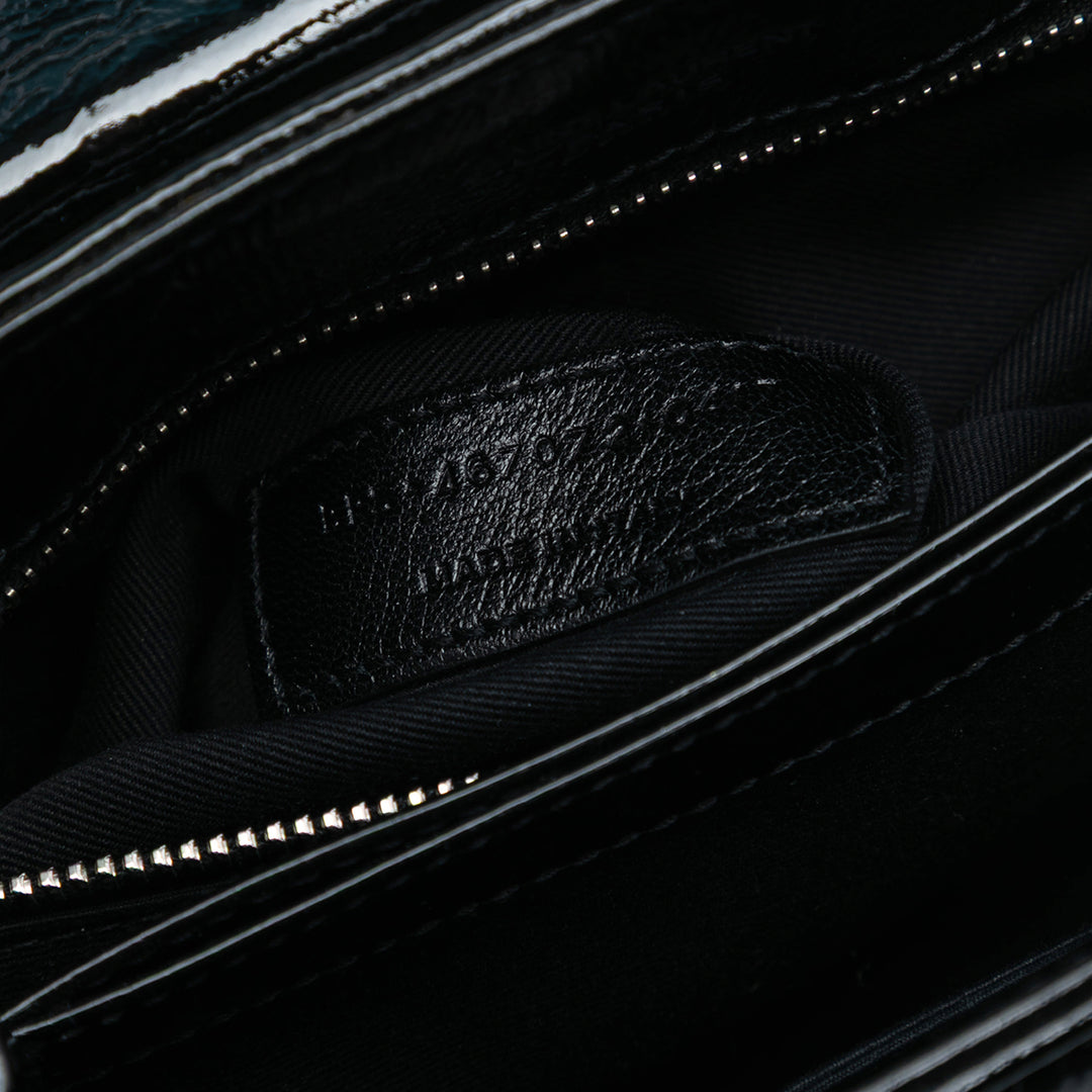 Saint Laurent Toy Matelasse Cuir verni Monogram LouLou Sac porté croisé