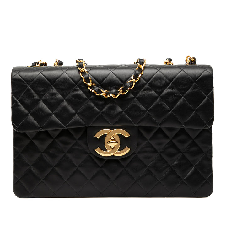 Chanel Maxi XL Classic Cuir d’agneau Simple rabat