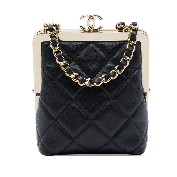 Chanel CC Matelassé Acrylic et Evening Pochette avec chaîne Cuir d'agneau