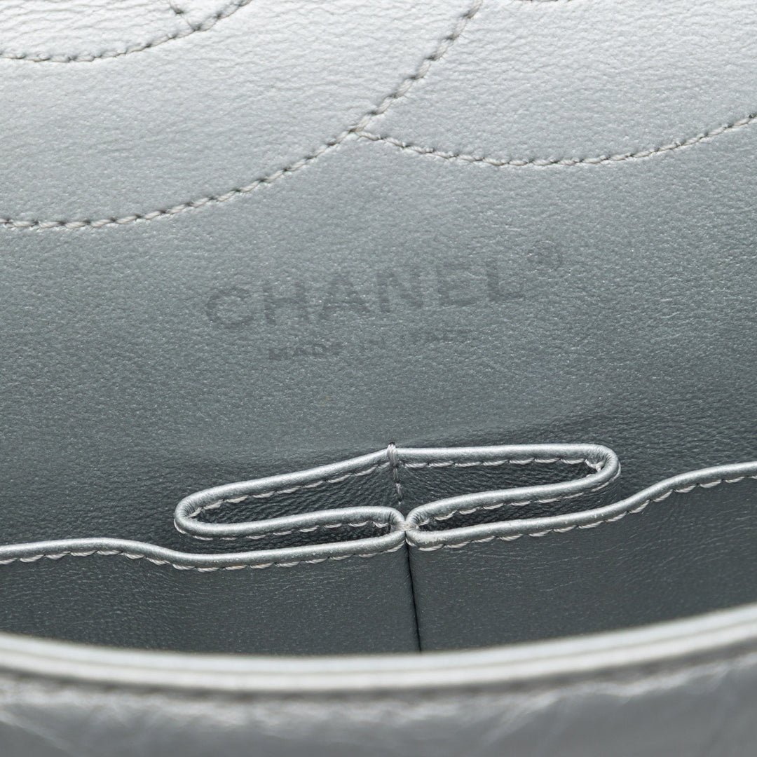 Chanel Matelassé Métallisé vieilli Reissue 2.55 Double rabat 227 Cuir de veau Argenté