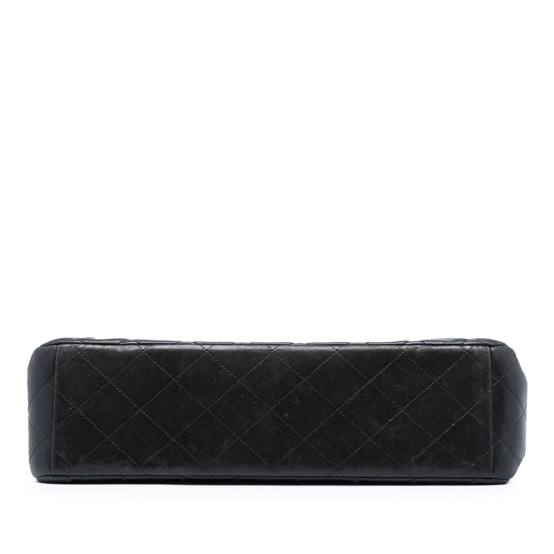 Chanel Maxi Classic Cuir d’agneau Double rabat