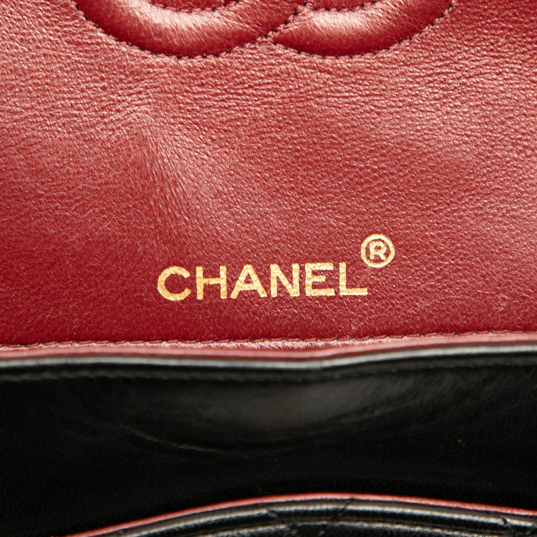 Chanel Medium Tall Classic Cuir d’agneau Double rabat Noir – GABY PARIS Authentique