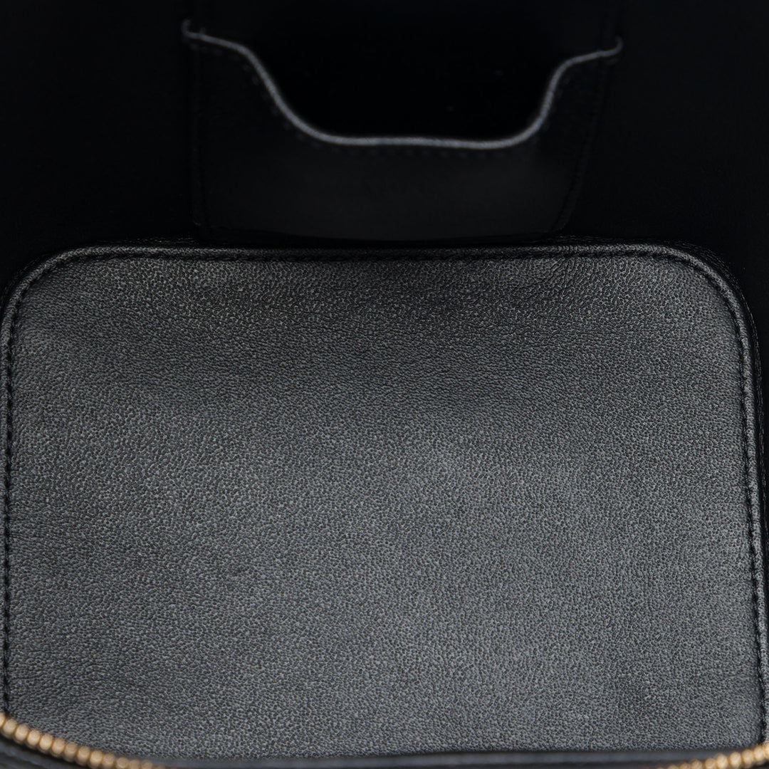 CC Matelassé Vanity avec chaîne Cuir caviar Noir